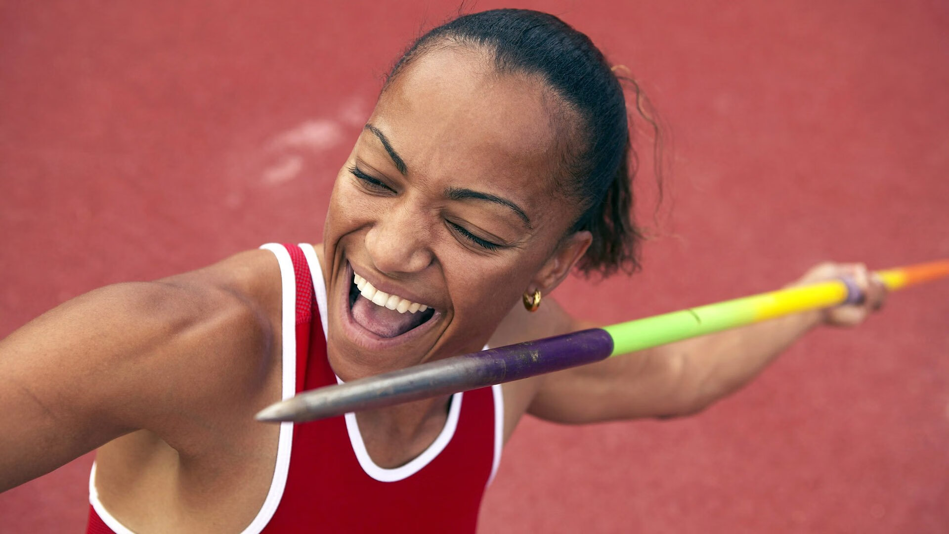 “史诗一战！两队鏖战五局，战术与技巧的巅峰对决”