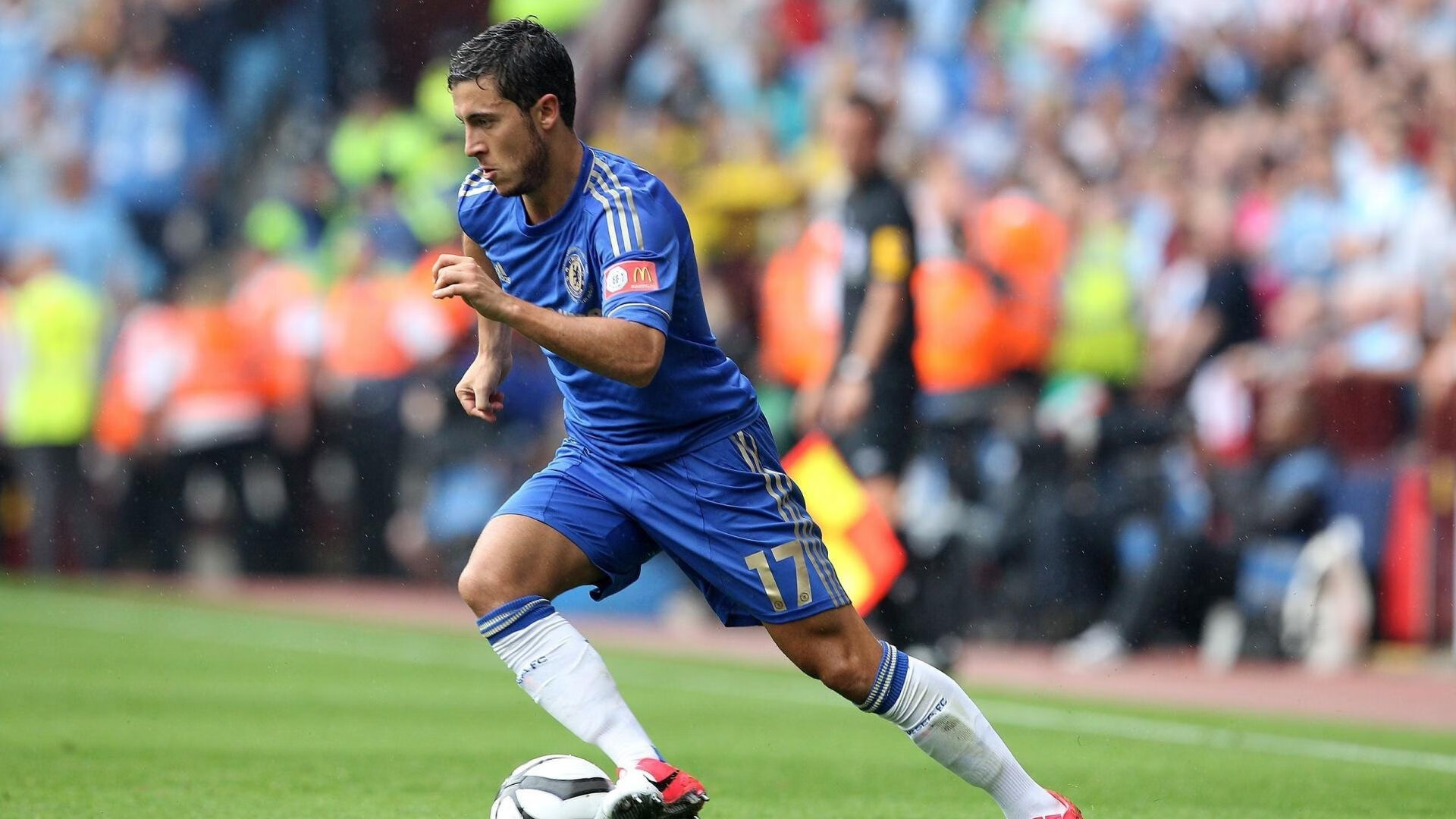 “关键时刻，定胜负的那一棒是否会写入史册？”，定胜负的意思